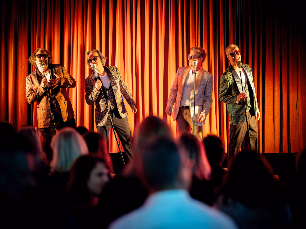 Back 2 the Eighties Show Impression 32